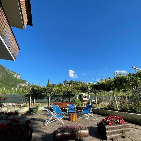 Appartamento Lucia Torbole Sul Garda Exteriör bild