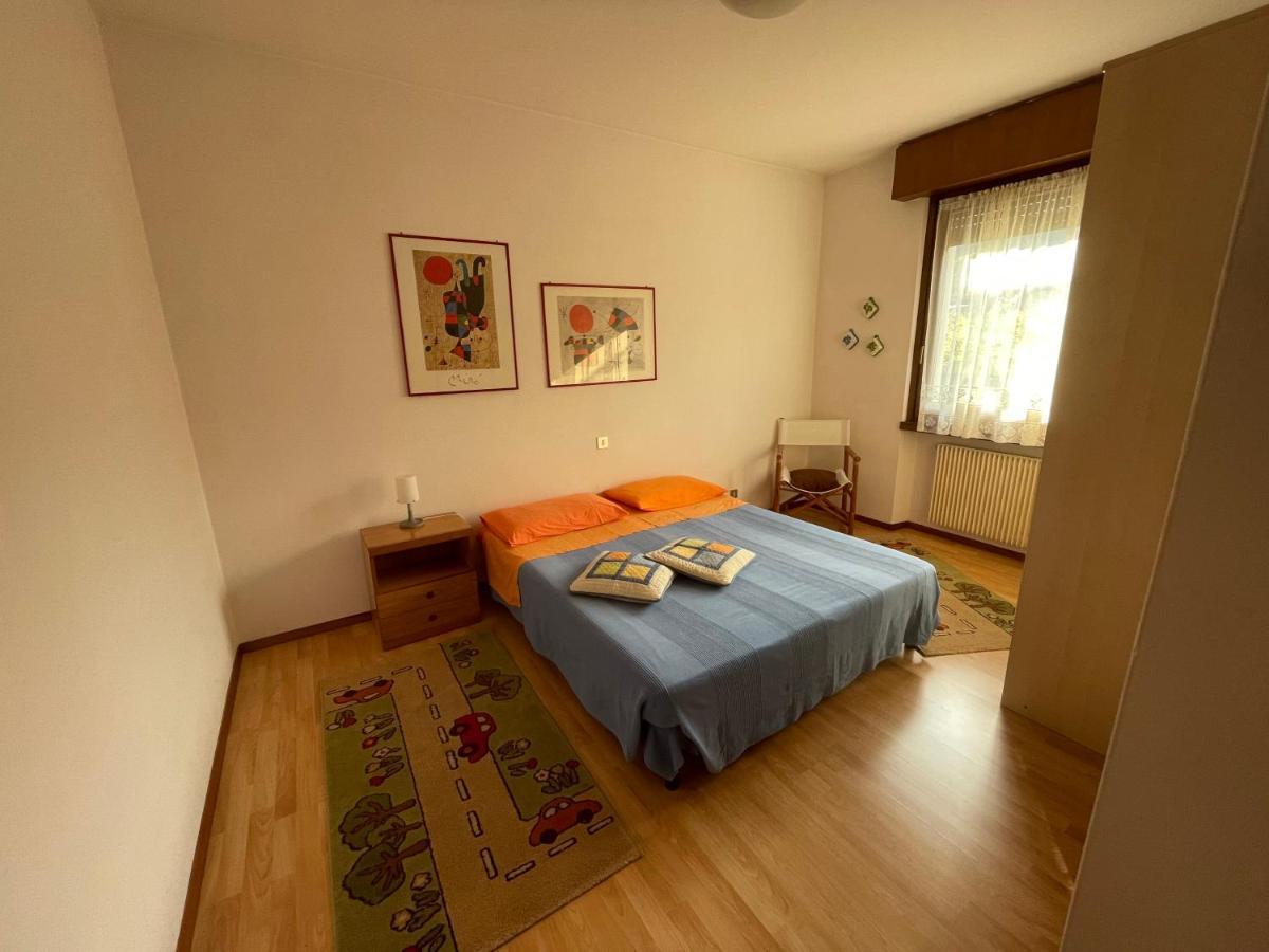 Appartamento Lucia Torbole Sul Garda Exteriör bild