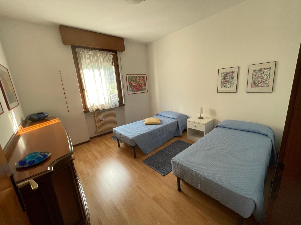 Appartamento Lucia Torbole Sul Garda Exteriör bild