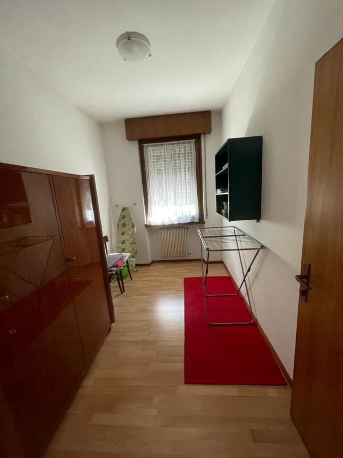 Appartamento Lucia Torbole Sul Garda Exteriör bild