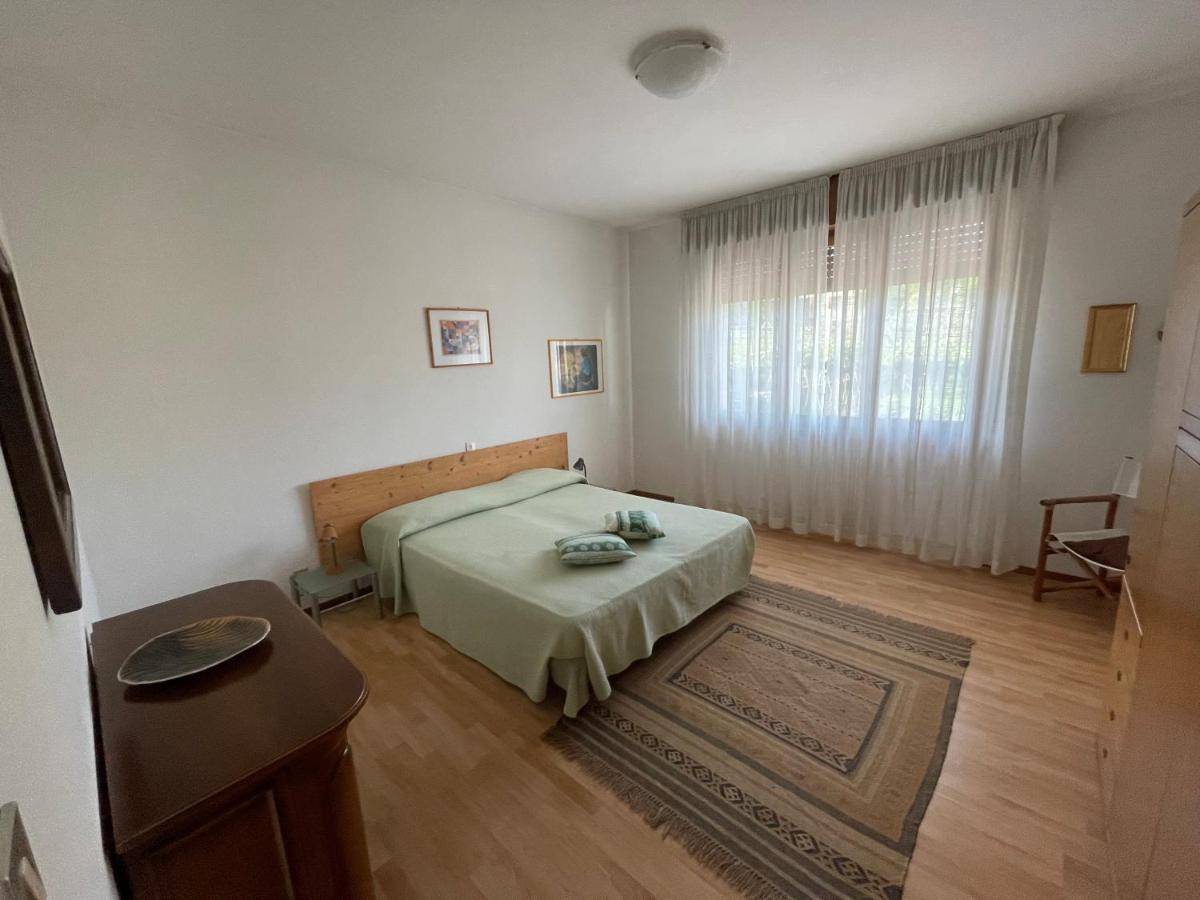 Appartamento Lucia Torbole Sul Garda Exteriör bild